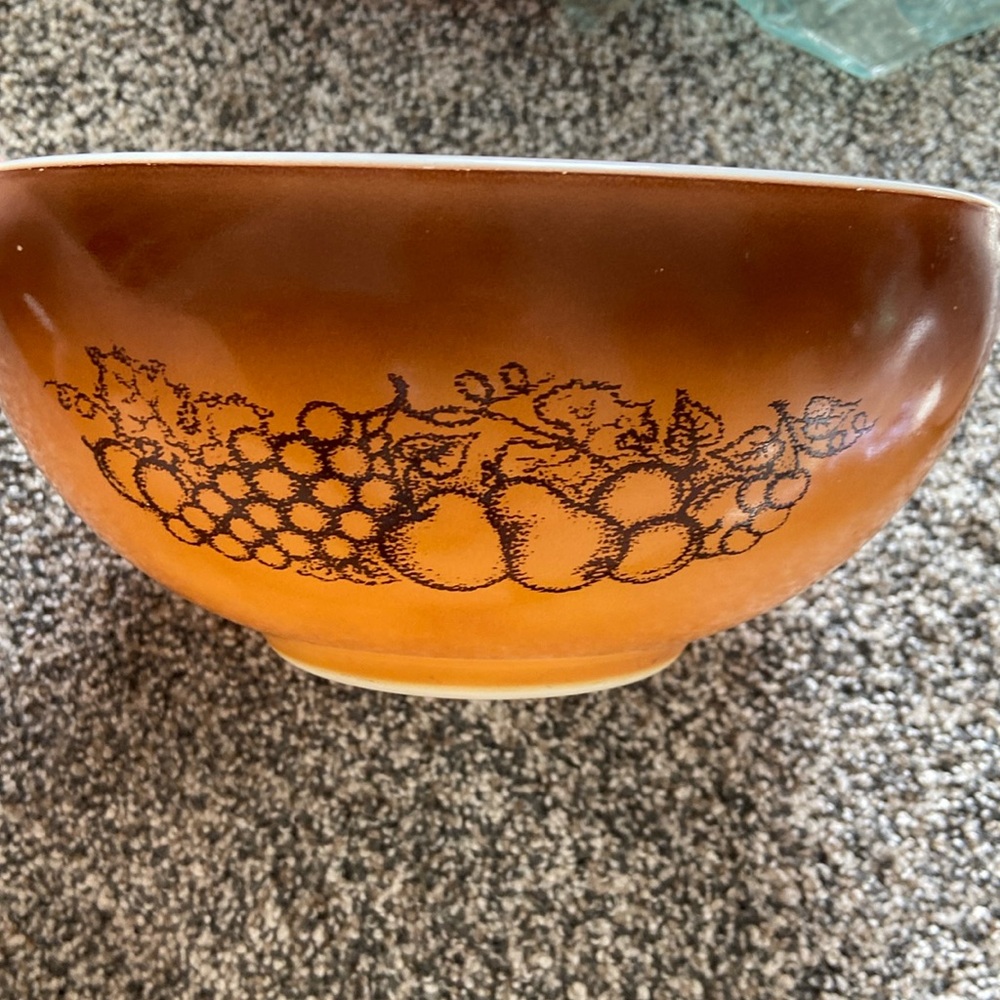 Pyrex Old Orchard Cinderella Bowl Set of 3